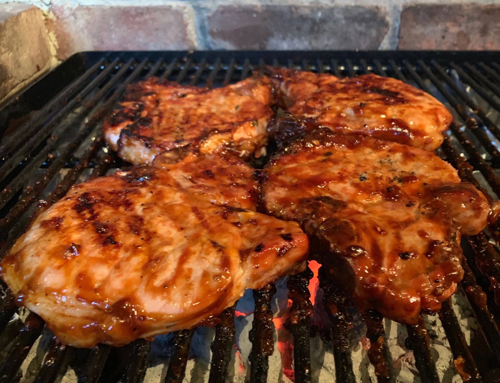 Sweet Glazed Grilled Porkchops